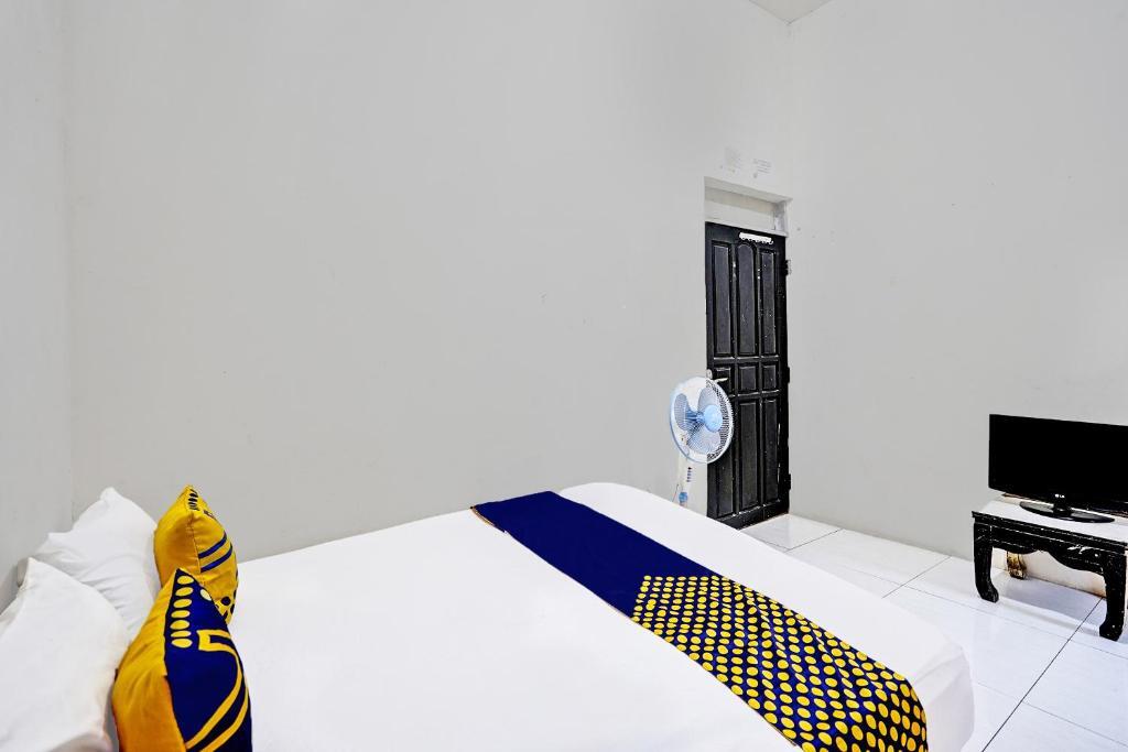 Сурабая: OYO LIFE 92077 Tarlo Guest House 3