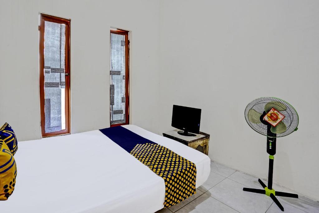 Сурабая: OYO LIFE 92077 Tarlo Guest House 3