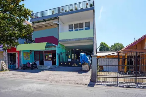 OYO Life 91670 Mannsur Homestay Syariah — фото 1