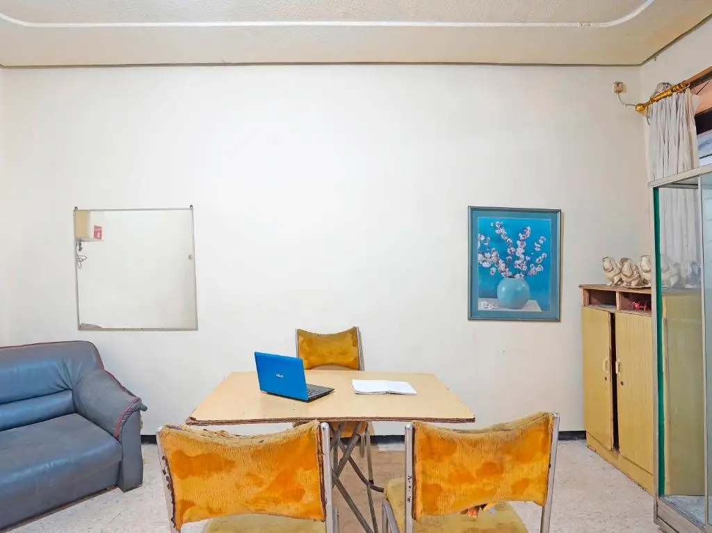 Сурабая: OYO 91558 Y 5417 Homestay Syariah