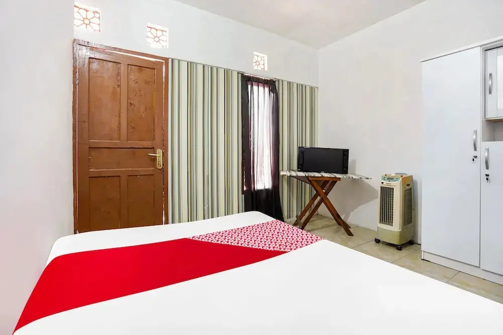 Пасуруан: OYO 91827 Tutus Homestay Syariah