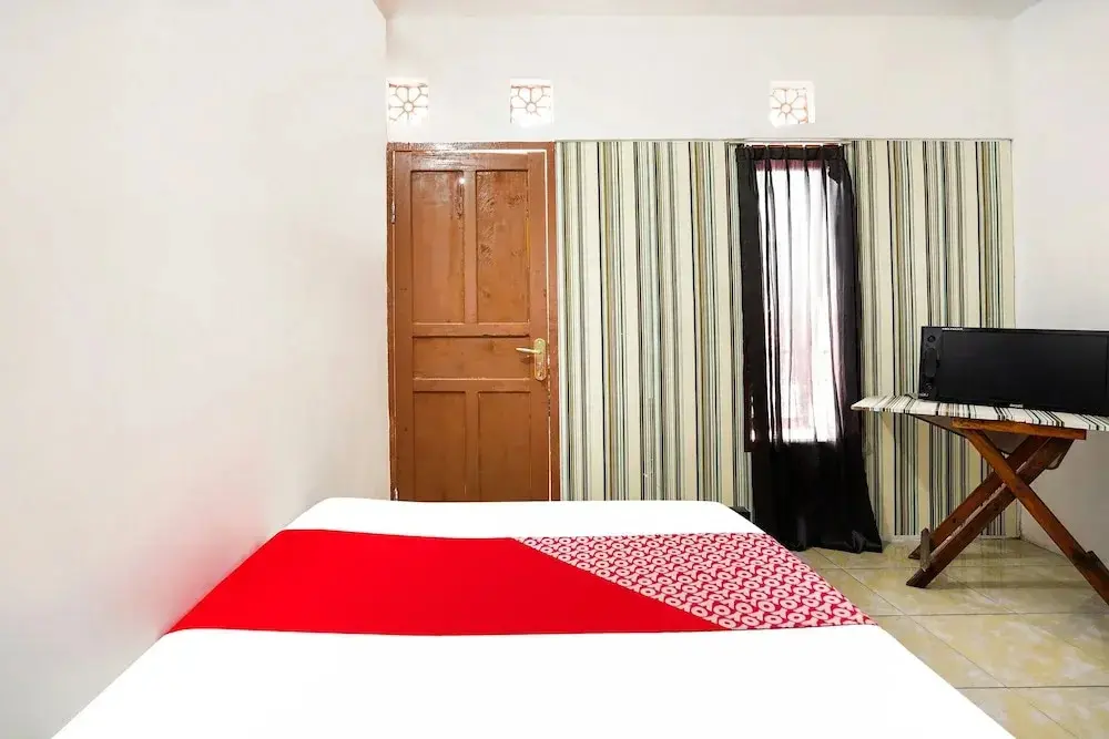 Пасуруан: OYO 91827 Tutus Homestay Syariah