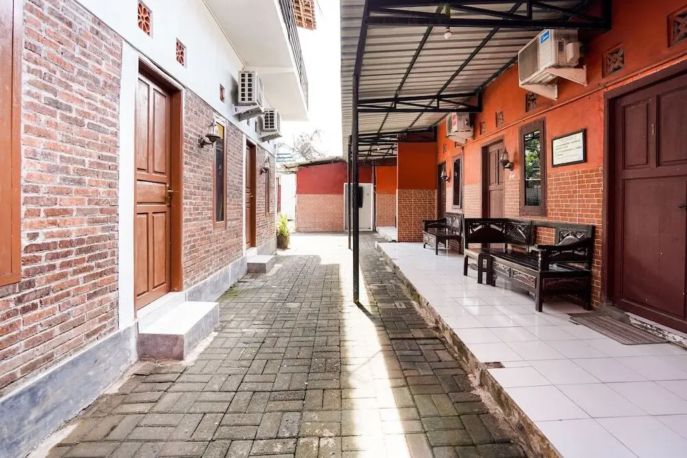 Пасуруан: OYO 91827 Tutus Homestay Syariah