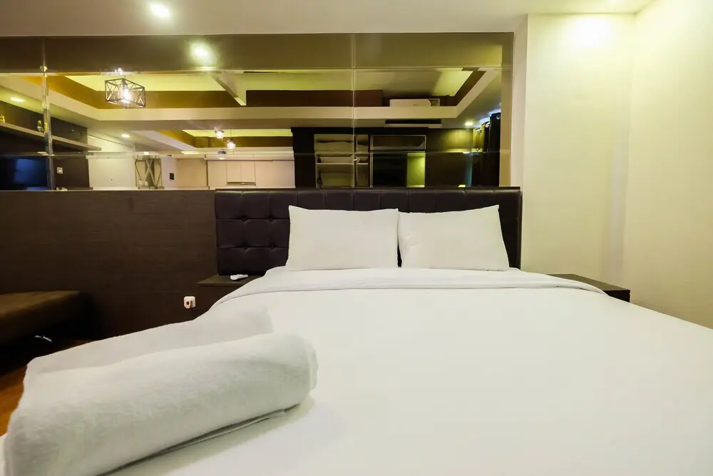 Джакарта: Spacious Studio Room at Green Pramuka Apartment