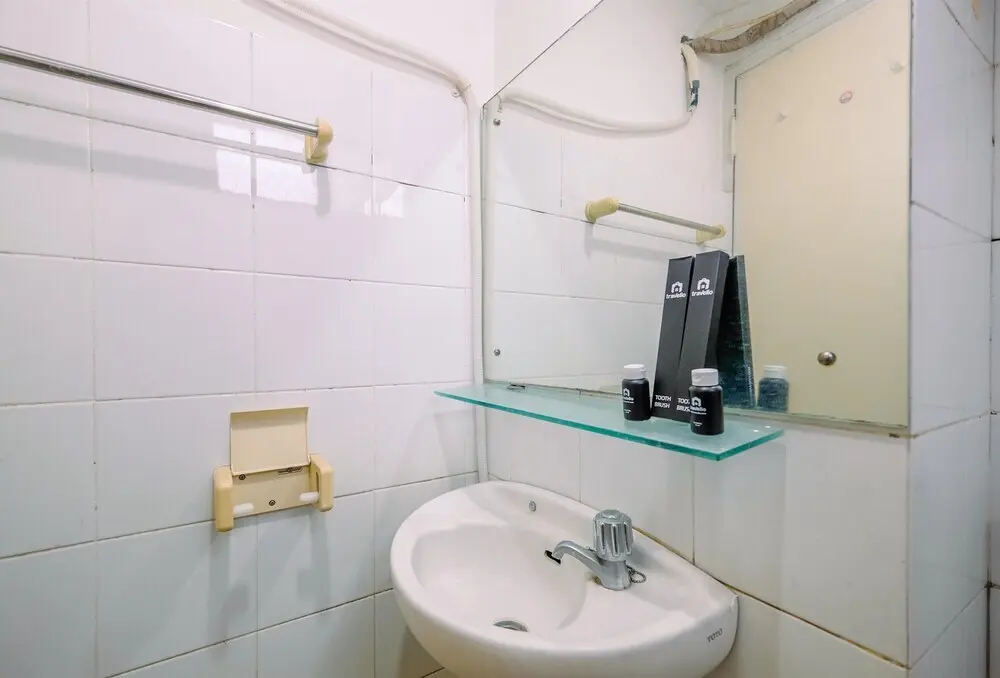 Джакарта: Cozy And Simply Studio At Kebagusan City Apartment