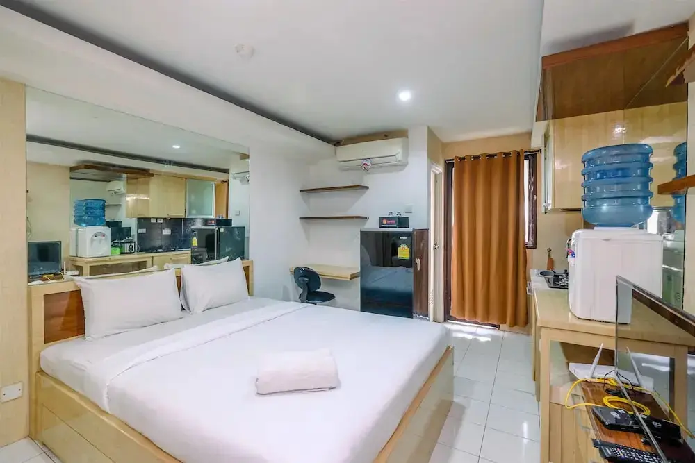 Джакарта: Cozy And Simply Studio At Kebagusan City Apartment