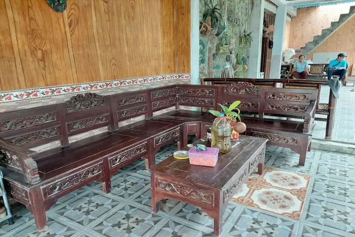 Батуретно: Bu Soem Homestay Syariah