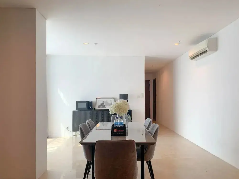 Джакарта: Spacious And Strategic 3Br Apartment At Veranda Residence