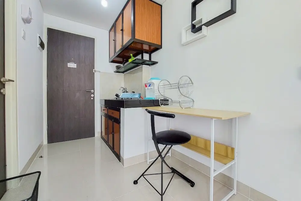 Legok: Strategic Minimalist Studio Apartment At Serpong Garden