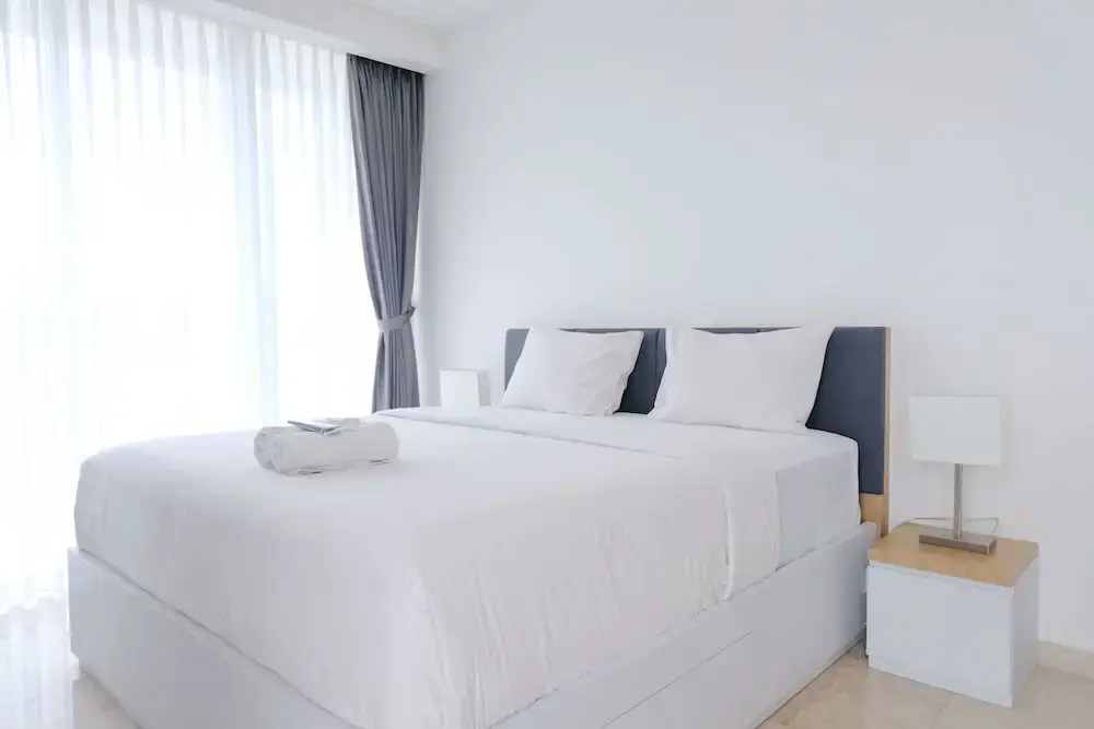 Бандунг: Best Deal Studio Room With Private Jaccuzi At Art Deco Apartment