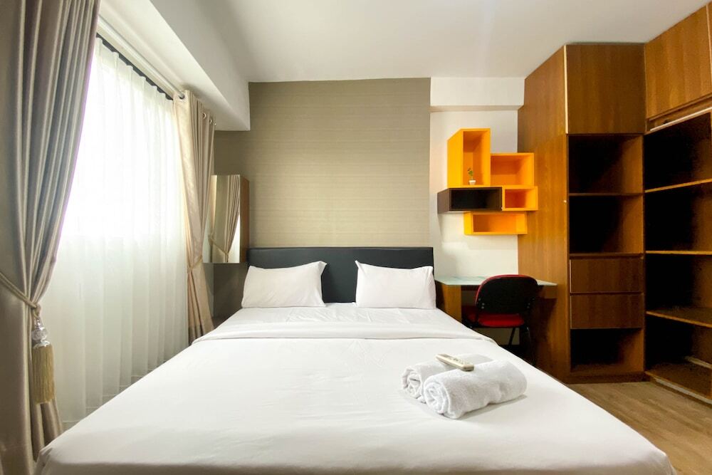 Джакарта: Comfy And Minimalist 1Br At The Wave Kuningan Apartment