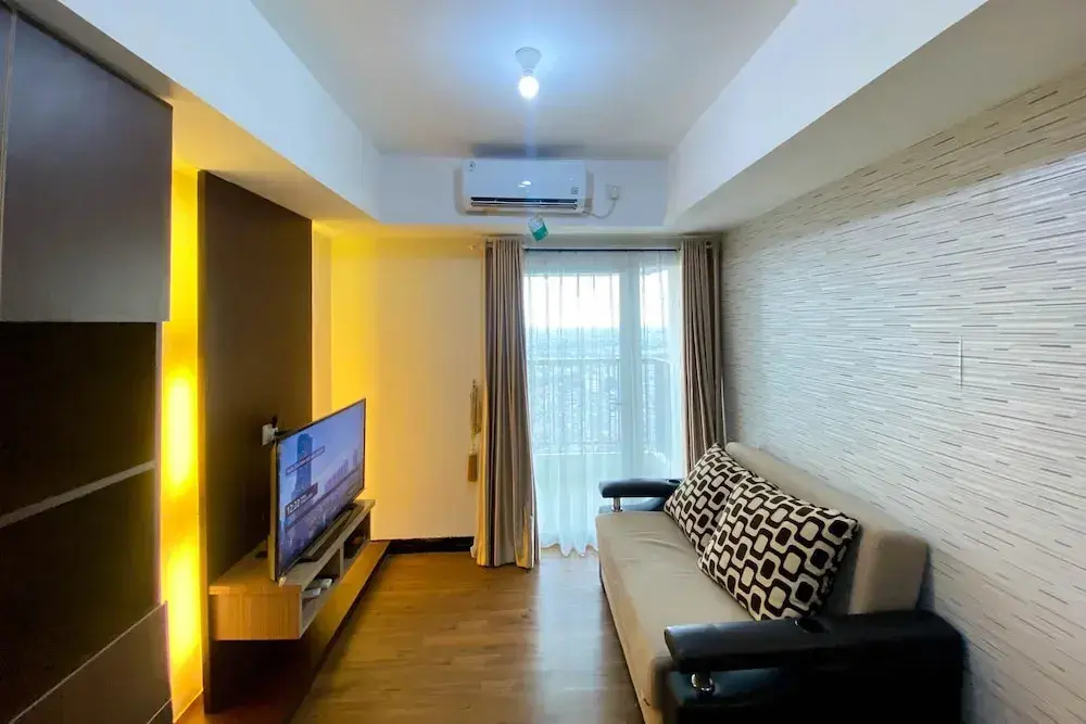 Джакарта: Comfy And Minimalist 1Br At The Wave Kuningan Apartment