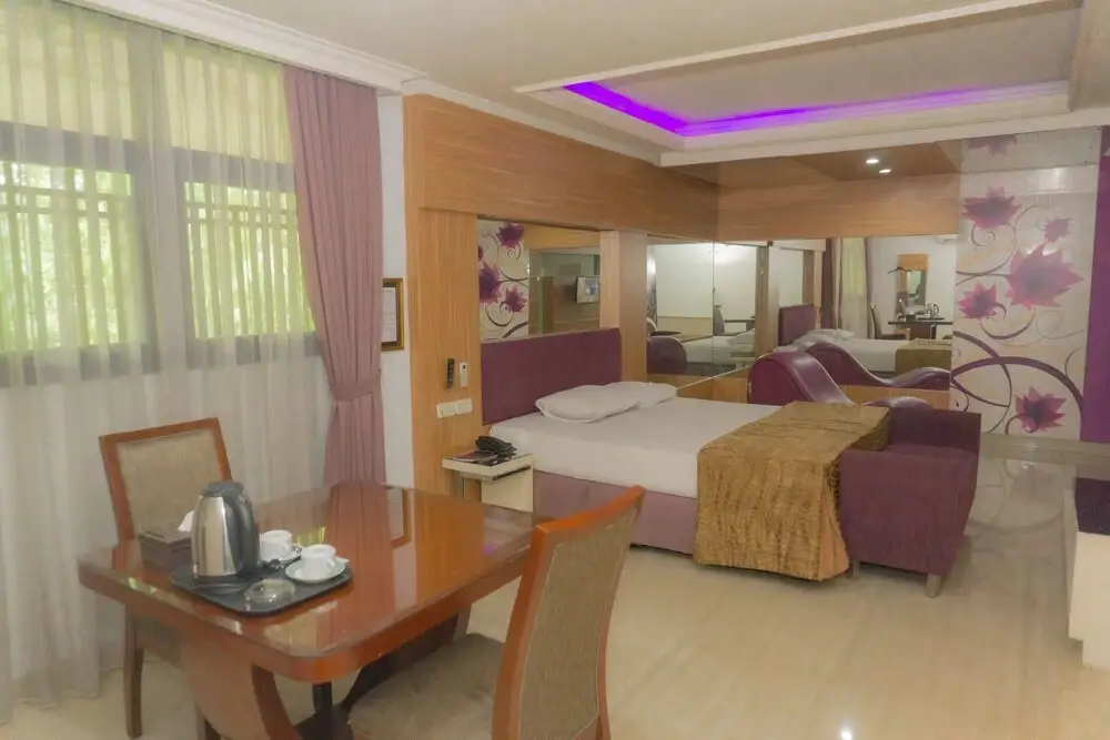 Джакарта: C'One Hotel Pulomas