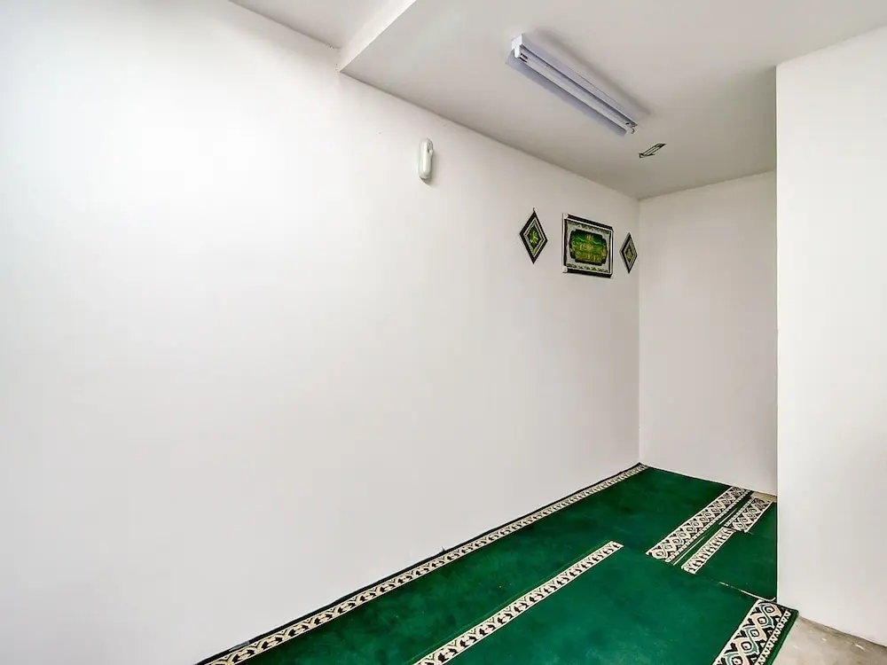 Караванг: Collection O 28 Urban Town Apartment Karawang