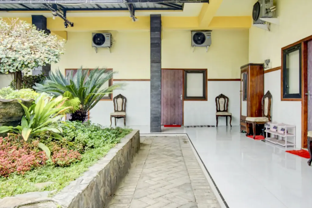 Кедири: HP Residence Redpartner Near Alun Alun Kediri by Reddoors