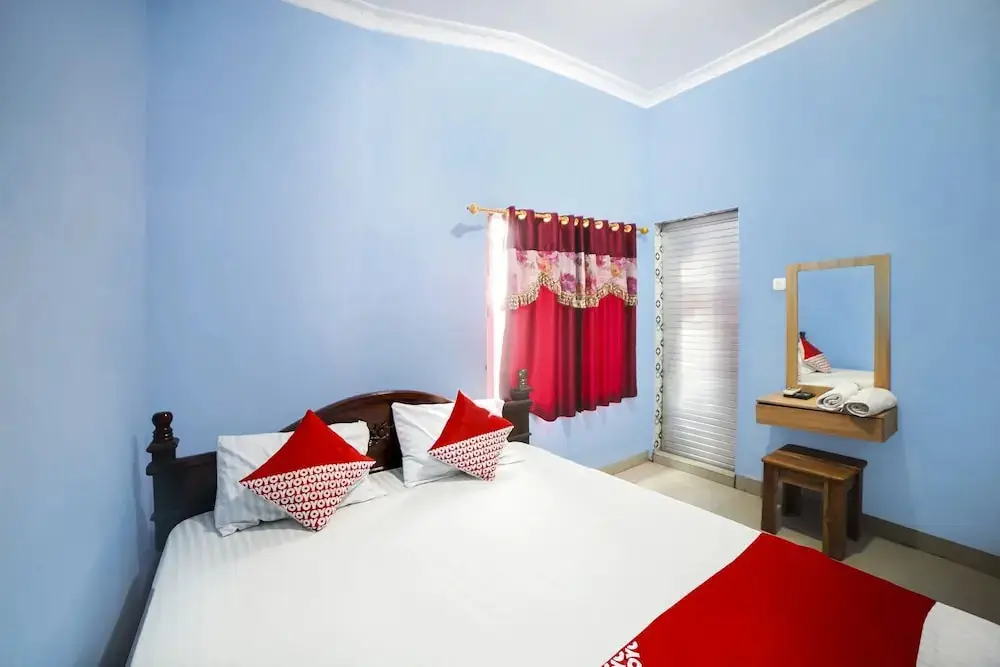 Медан: Gurusinga Guesthouse By OYO