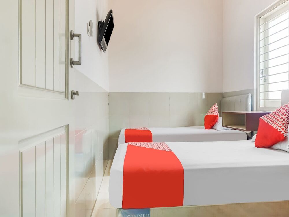 Макассар: Hh Guest House Makassar by OYO