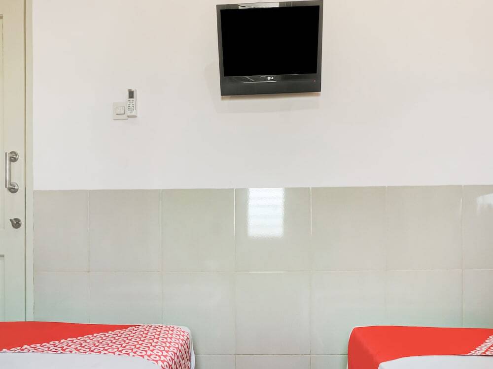 Макассар: Hh Guest House Makassar by OYO