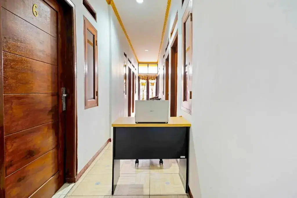Бандунг: SPOT ON 91221 Pondok Nsn Syariah
