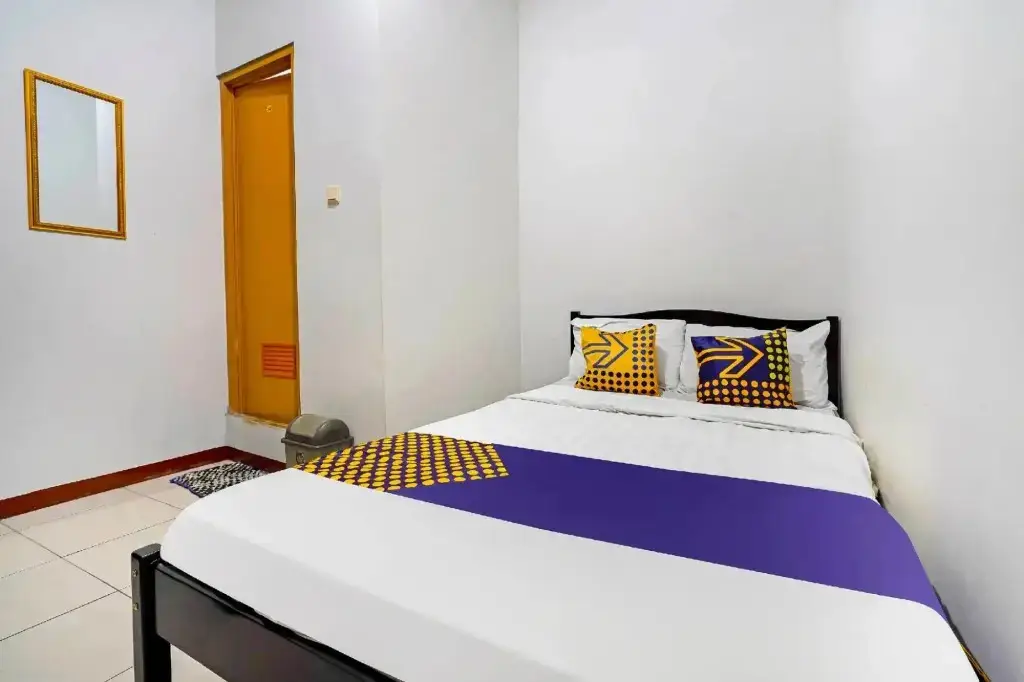 Бандунг: SPOT ON 91221 Pondok Nsn Syariah