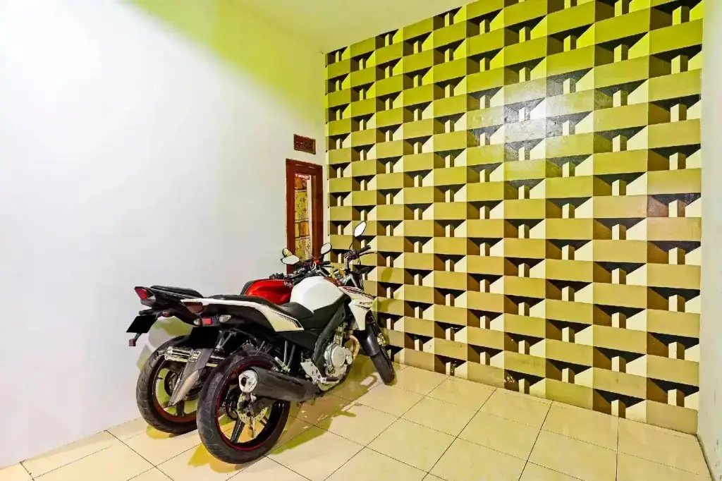 Бандунг: SPOT ON 91221 Pondok Nsn Syariah
