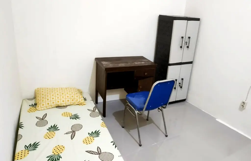 Джакарта: Kabin Kapsul Halte UI Depok - Male Only