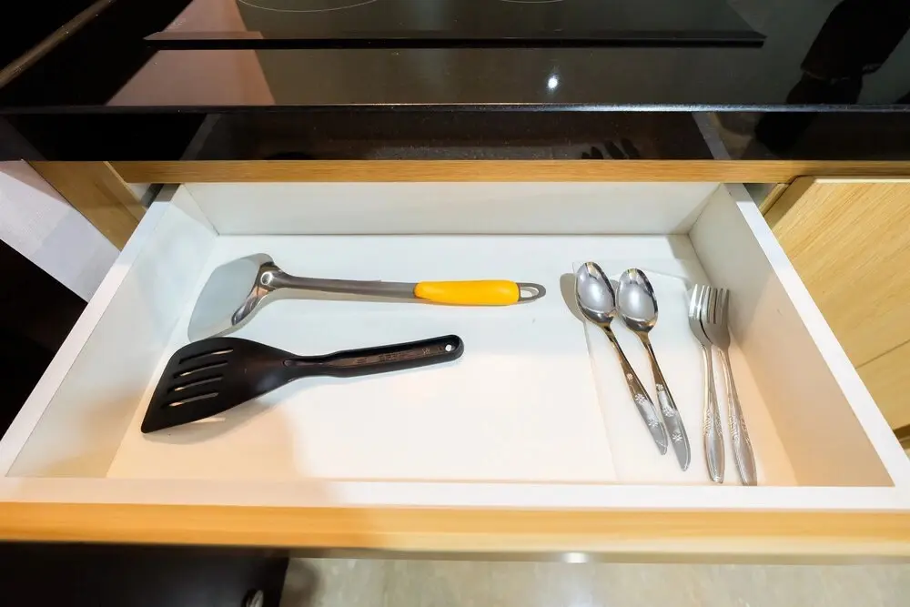 Джакарта: Comfortable Studio at Menteng Park Apartment