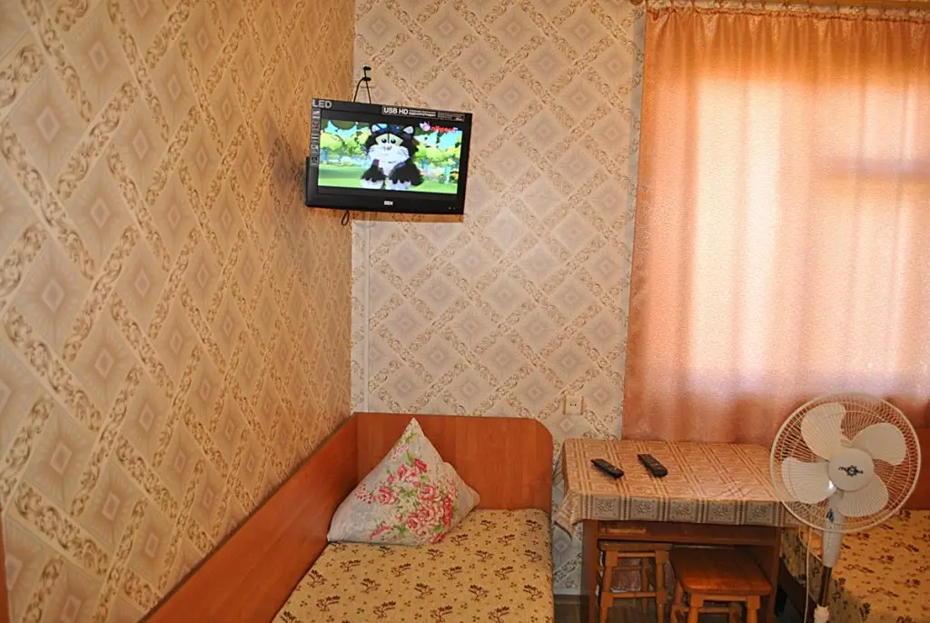 Николаевка: Guest House U Liudmily