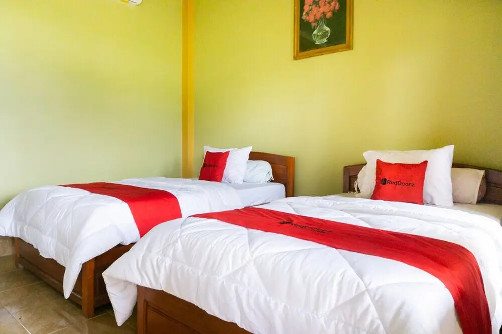 Сенару: RedDoorz near Senaru Rinjani
