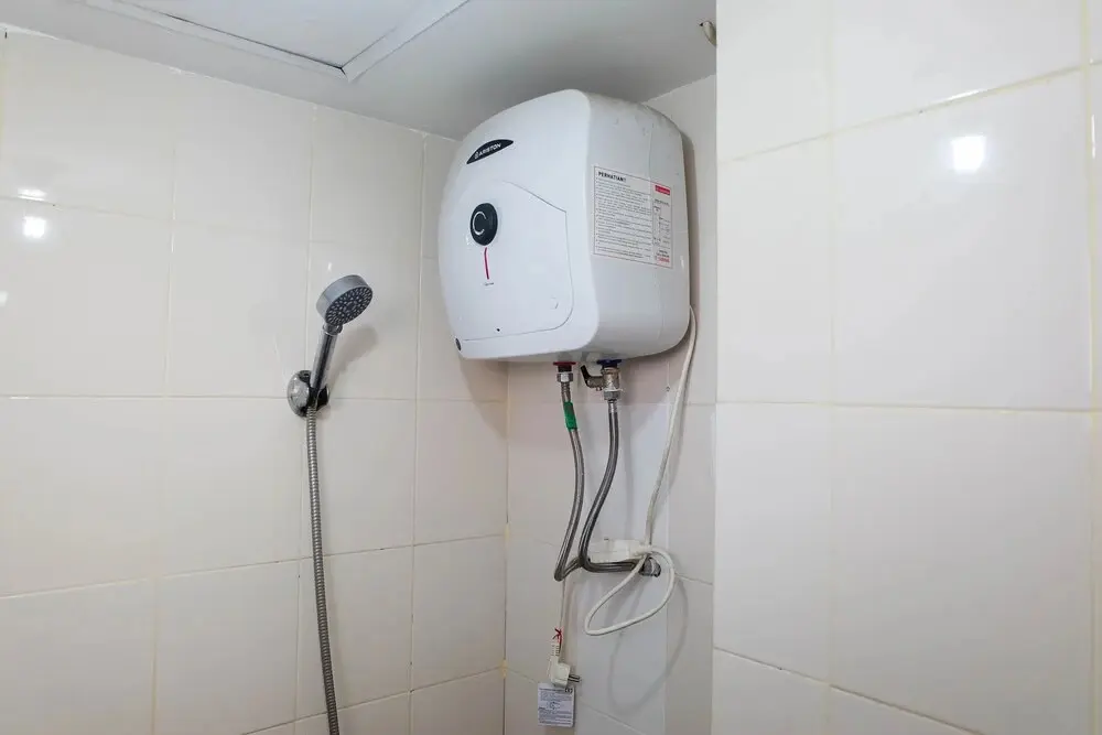 Джакарта: Tidy Studio Apartment at Bassura City near Shopping Mall