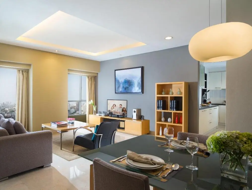 Джакарта: Three Bedroom Executive Apartment, Somerset Berlian Jakarta