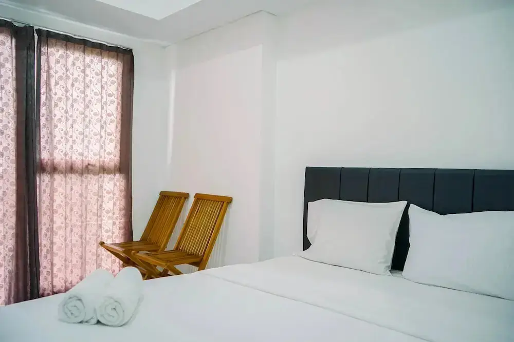 Legok: Fully Furnished and Homey Studio Casa De Parco Apartment
