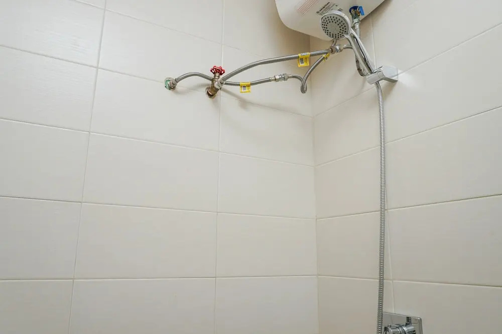 Джакарта: New Furnished and Comfortable Studio Woodland Park Apartment