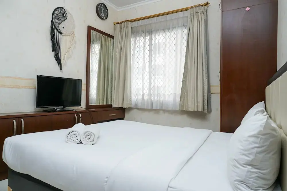 Джакарта: Comfy and Homey 2BR at Mediterania Marina Ancol Apartment