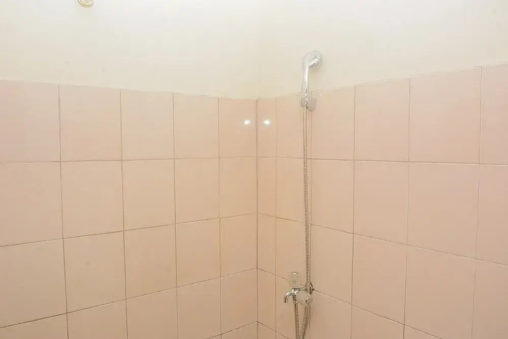 Джакарта: Comfort with City View Studio Tifolia Apartment