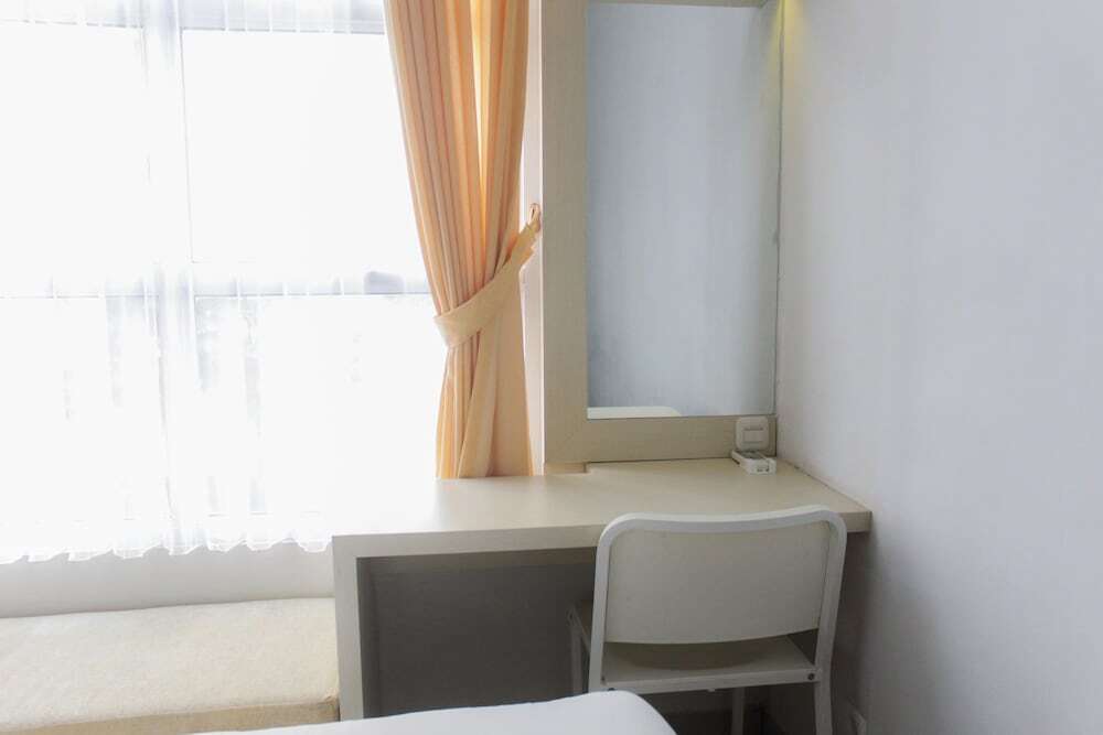 Legok: New and Comfort 1BR at Saveria Apartment