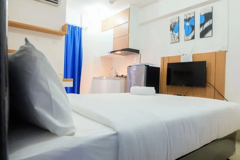 Джакарта: Comfy Studio Bassura City Apartment
