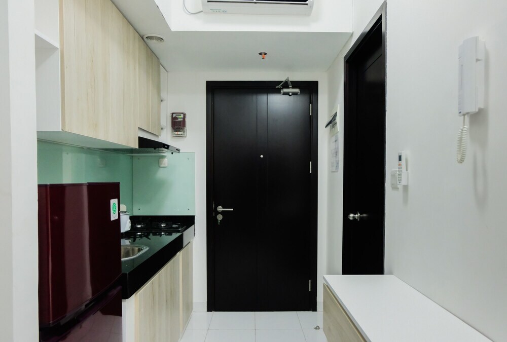 Legok: Elegant Studio at Casa De Parco Apartment