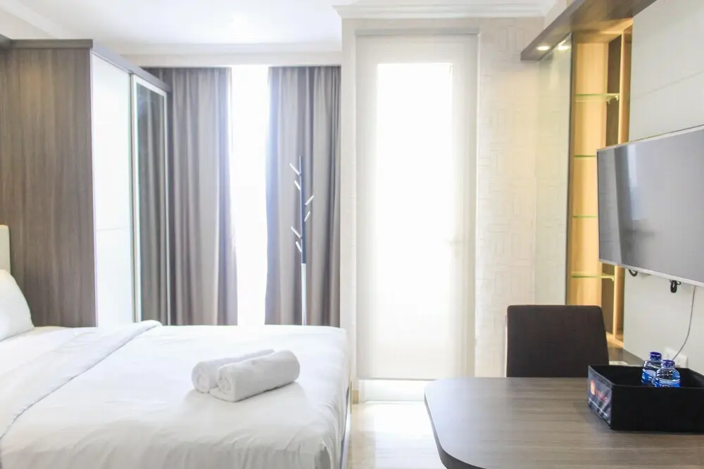 Джакарта: Nice And Fancy Studio Room At Menteng Park Apartment