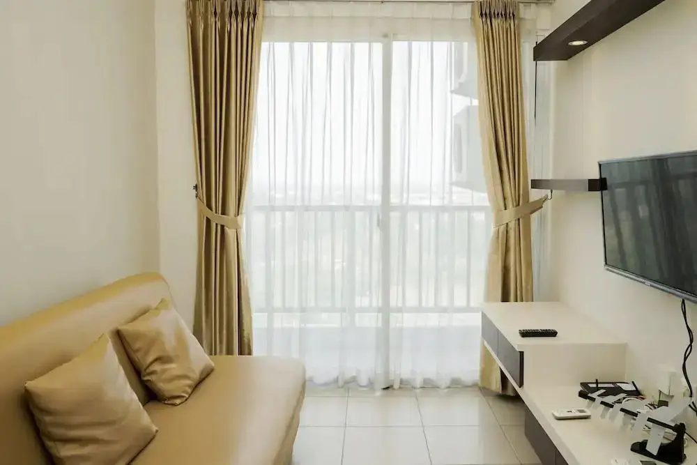 Legok: Comfy And Nice 1Br Saveria Apartment