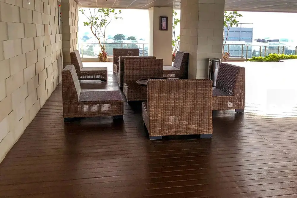 Strategic And Comfort Studio At Menteng Park Apartment — фото 1