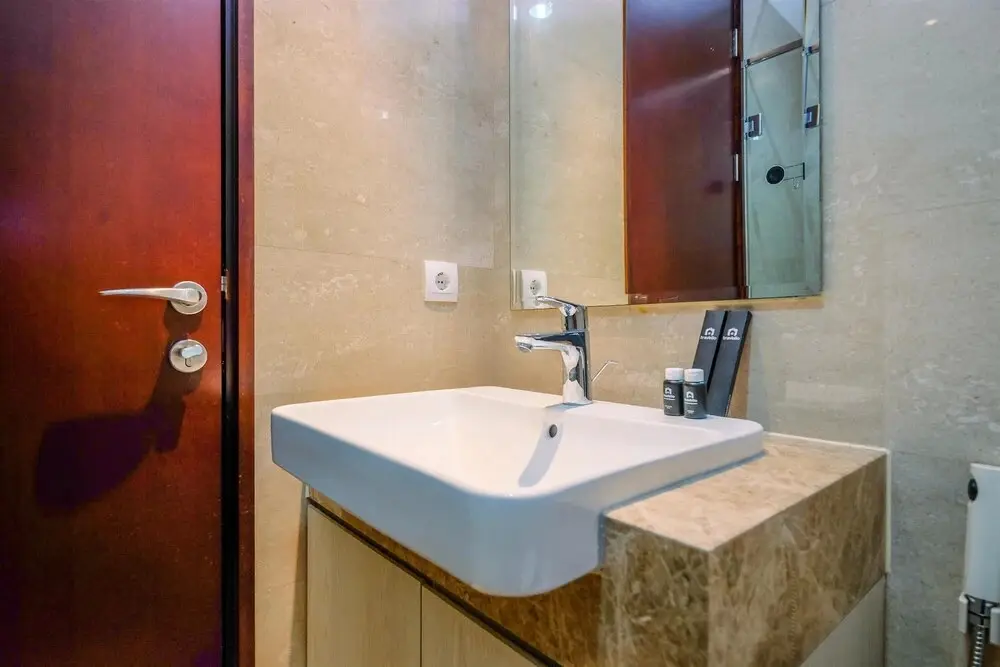 Джакарта: Strategic And Comfort Studio At Menteng Park Apartment