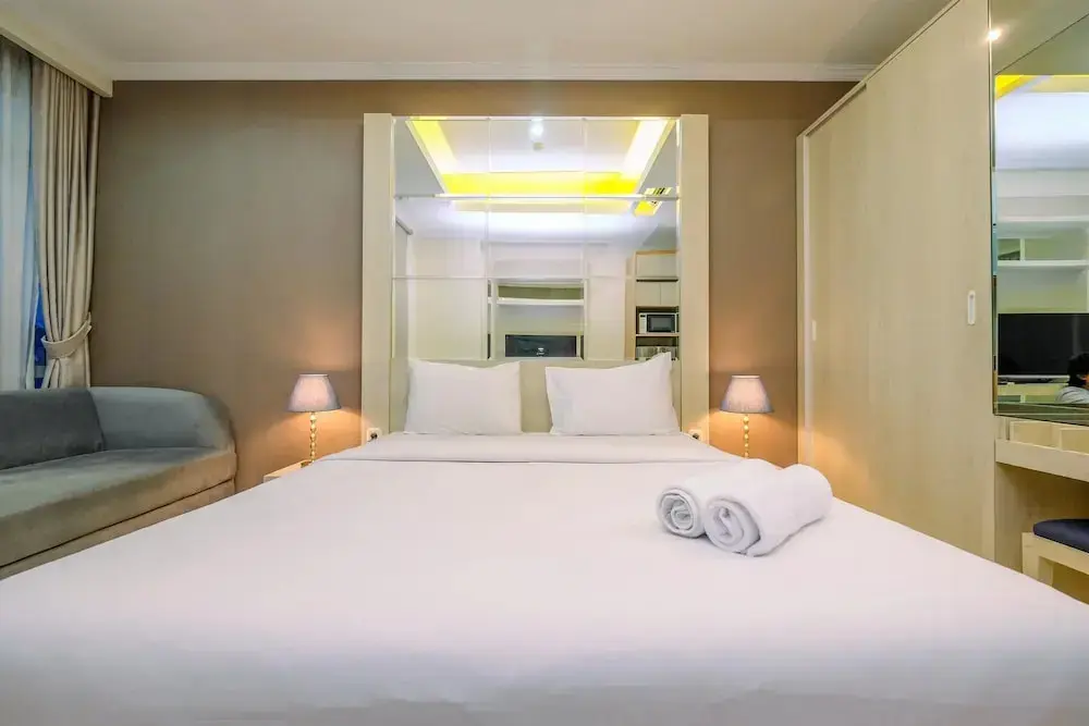 Джакарта: Strategic And Comfort Studio At Menteng Park Apartment