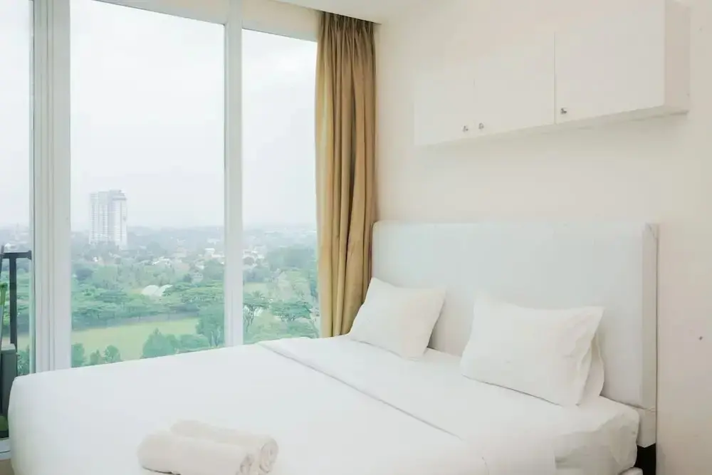 Южный Тангеранг: Homey And Cozy Studio Room At Tree Park City Bsd Apartment