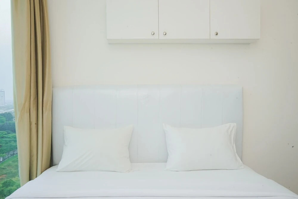 Южный Тангеранг: Homey And Cozy Studio Room At Tree Park City Bsd Apartment