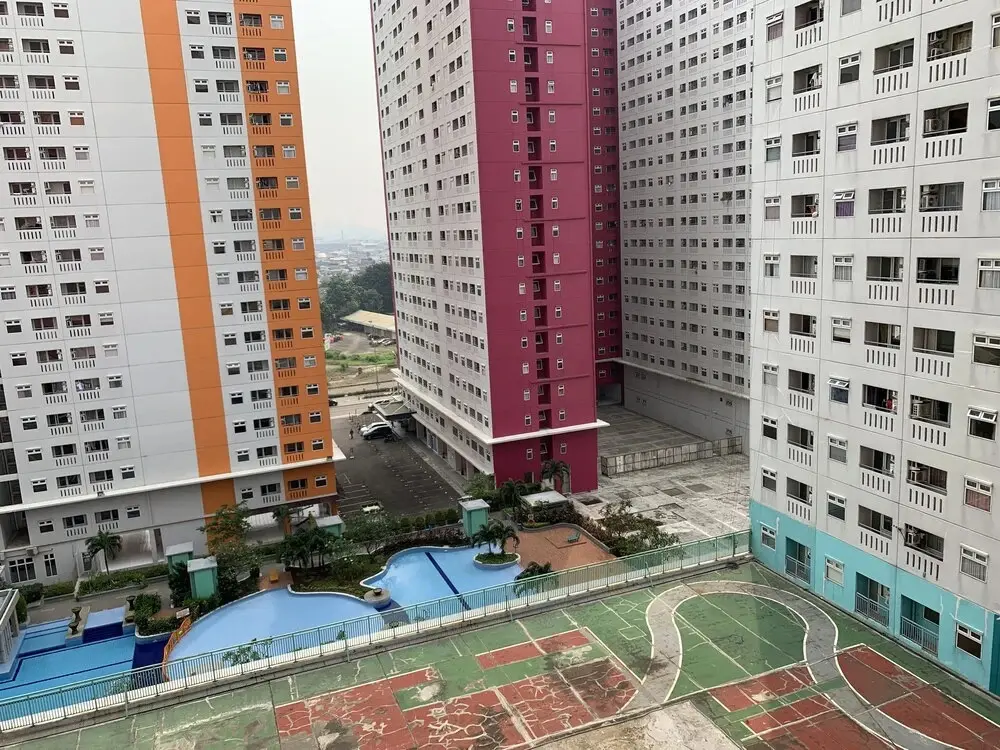 Джакарта: Comfy Studio Green Pramuka City Apartment Near Mall