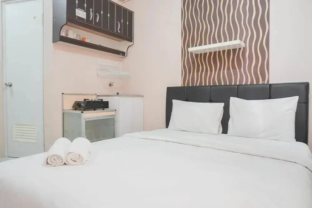 Джакарта: Comfy Studio Green Pramuka City Apartment Near Mall