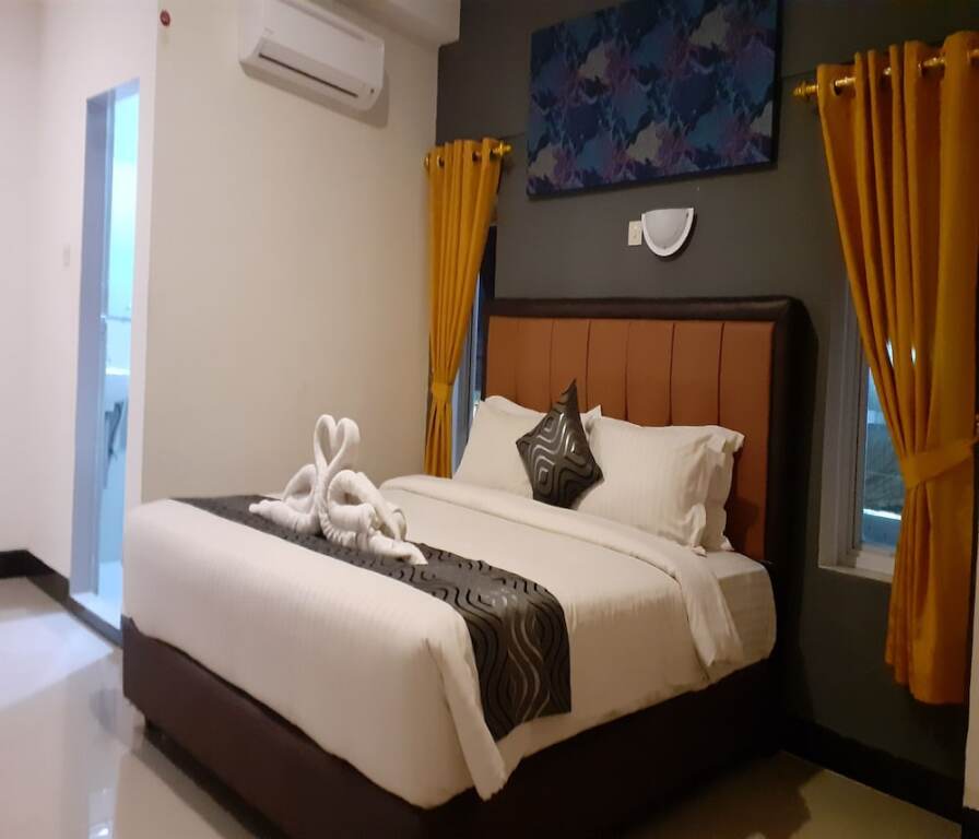 Медан: New Hotel Gentala