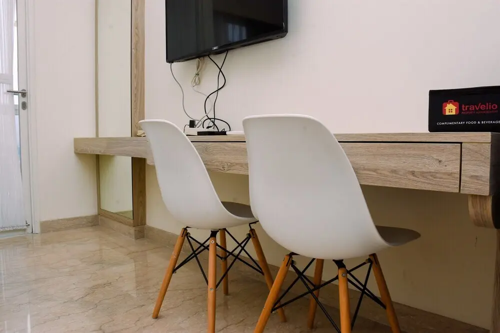 Джакарта: Nice and Fancy Studio at Menteng Park Apartment