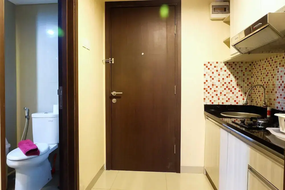 Джакарта: Modern Furnished Studio Apartment Near MT Haryono And Cawang